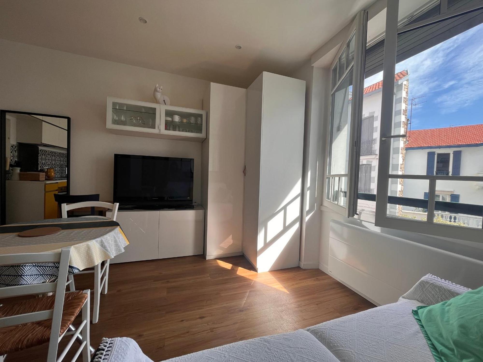 Appartement Lumineux 1 Chambre Au Coeur De Saint-Jean-De-Luz, Proche Plage Et Halles - Fr-1-239-890 Екстериор снимка